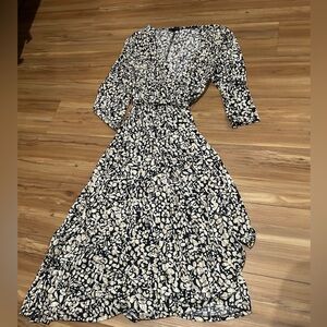 Lane Bryant Elegant Black and Cream Floral Dress Size 14/16
